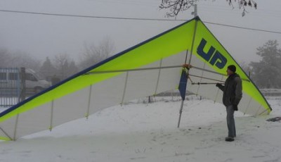 Hang glider : Birdy ; Manufacturer : UP Ultralight Products