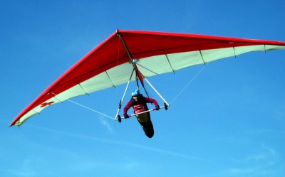 Hang glider : Clubman ; Manufacturer : Aerial Arts