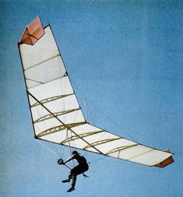 Hang glider : Colver Skysail ; Manufacturer : Frank Colver
