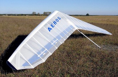 Hang glider : Combat L 2006 ; Manufacturer : Aeros