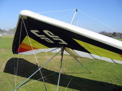Hang glider : Comet 3 ; Manufacturer : UP Ultralight Products