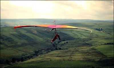 Hang glider : Cyclone ; Manufacturer : Chargus
