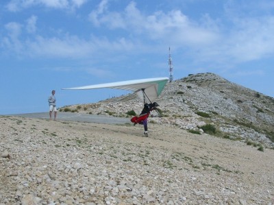 Hang glider : Laminar St 2 ; Manufacturer : Icaro 2000