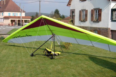 Hang glider : Mambo ; Manufacturer : Tecma Sport