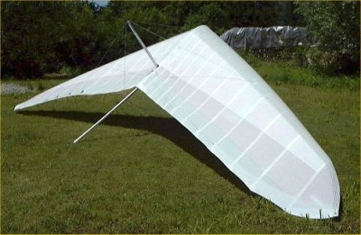 Hang glider : Mastr Laminar R ; Manufacturer : Icaro 2000