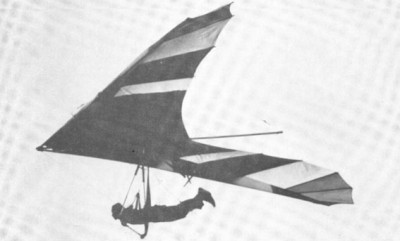 Hang glider : Phoenix 4b ; Manufacturer : Delta Wing Kites and Gliders