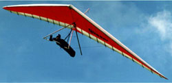 Hang glider : Quasar 2000 ; Manufacturer : Quasar