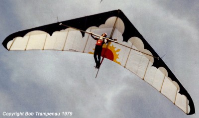 Hang glider : Sensor 210e ; Manufacturer : Seedwings (Usa)