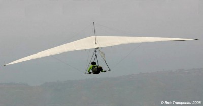 Hang glider : Sensor 610 F5 ; Manufacturer : Seedwings (Usa)