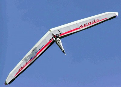 Hang glider : Stalker Phantom ; Manufacturer : Aeros