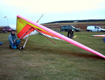 Hang glider : Stalker ; Manufacturer : Aeros