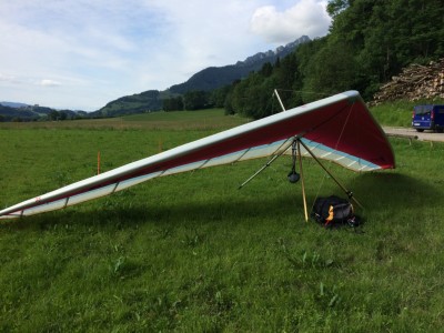 Hang glider : Tee ; Manufacturer : Orion Delta