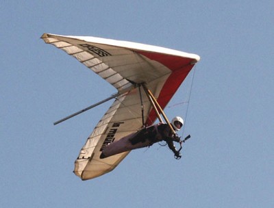 Hang glider : Topless 2 ; Manufacturer : La Mouette