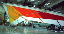 Hang glider : Xc* ; Manufacturer : Wills Wing