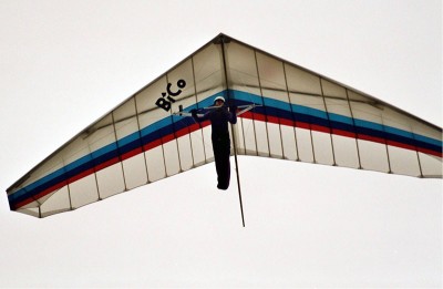 Hang glider : Bico ; Manufacturer : Bautek
