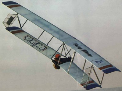 Hang glider : Easyriser ; Manufacturer : Larry Mauro