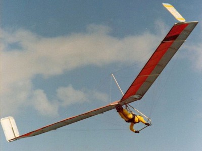 Hang glider : Ef5 ; Manufacturer : Ewen Fagan