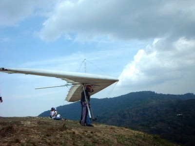 Hang glider : Elite ; Manufacturer : Enterprise Wings