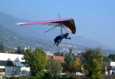 Hang glider : Gt ; Manufacturer : Thalhofer