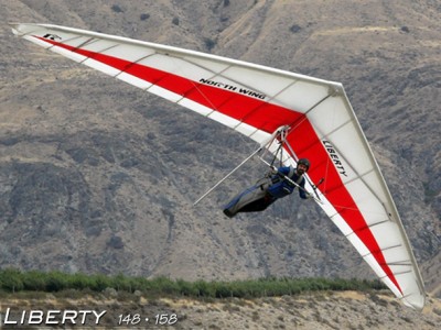 Hang glider : Liberty ; Manufacturer : North Wing Design