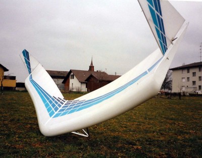 Hang glider : Nimbus 2 ; Manufacturer : Swiss Aerolight
