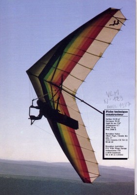 Hang glider : Sport ; Manufacturer : Wills Wing